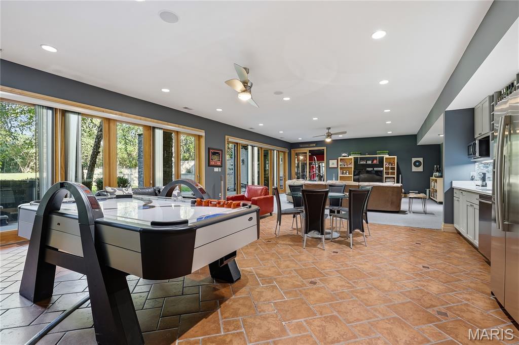 1101 Forest Avenue Property Photo 37