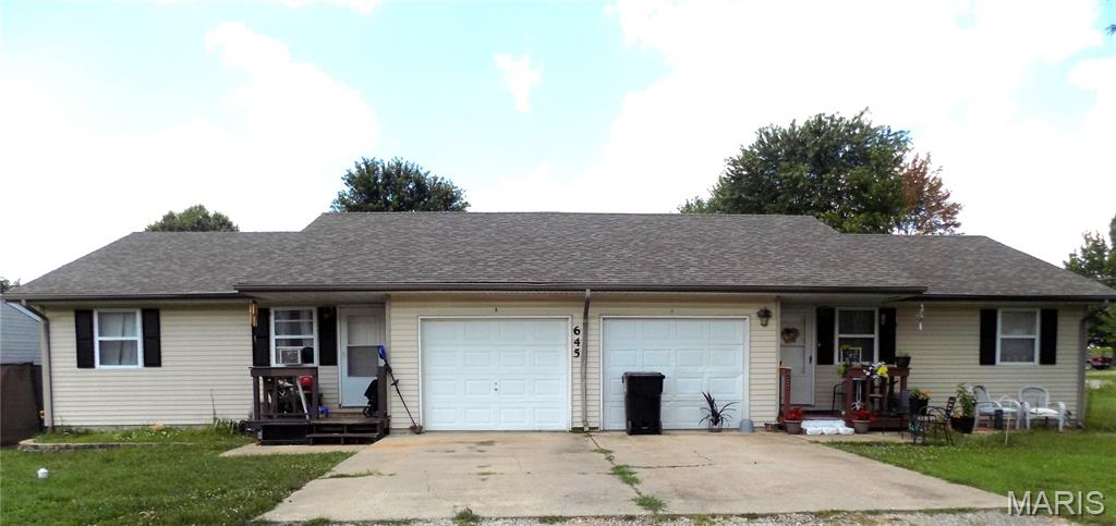 645 N Springfield Road A/b Property Photo 1
