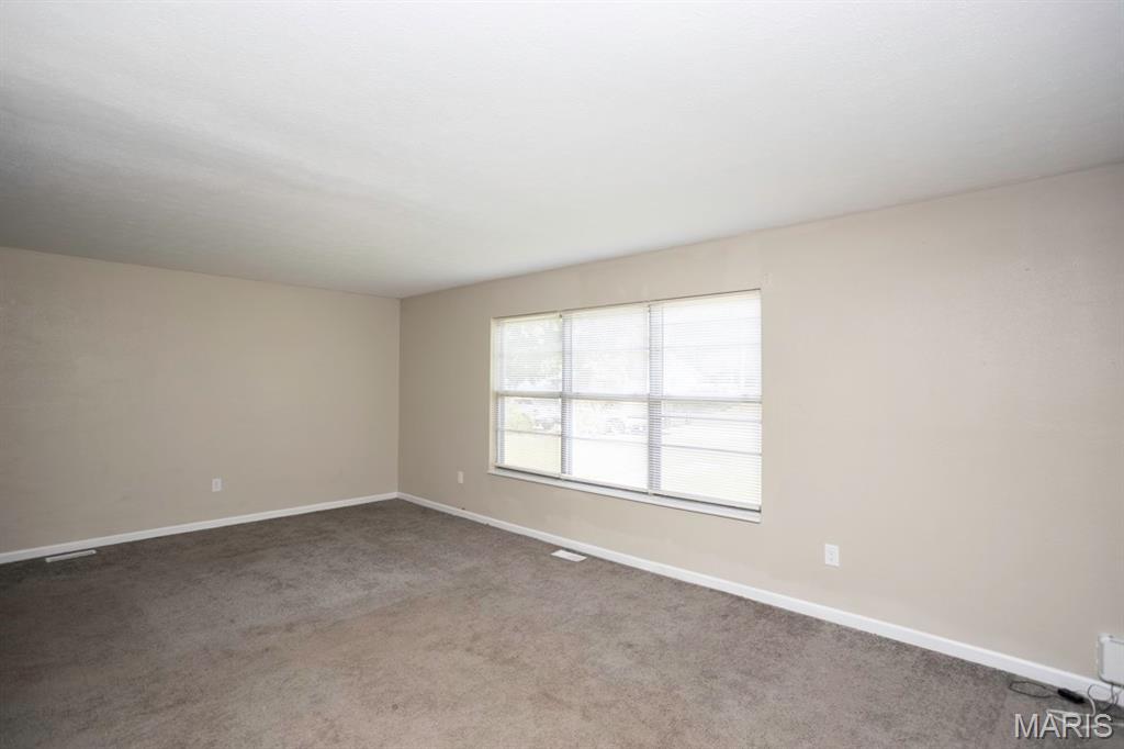 111 Barnett Property Photo 2