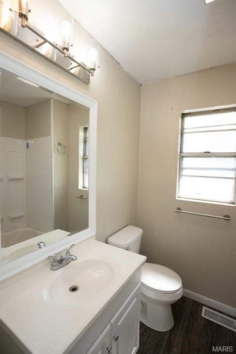 111 Barnett Property Photo 11