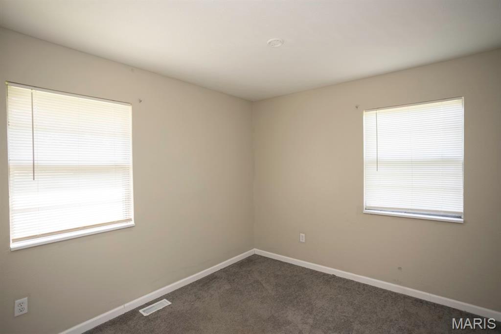 111 Barnett Property Photo 13