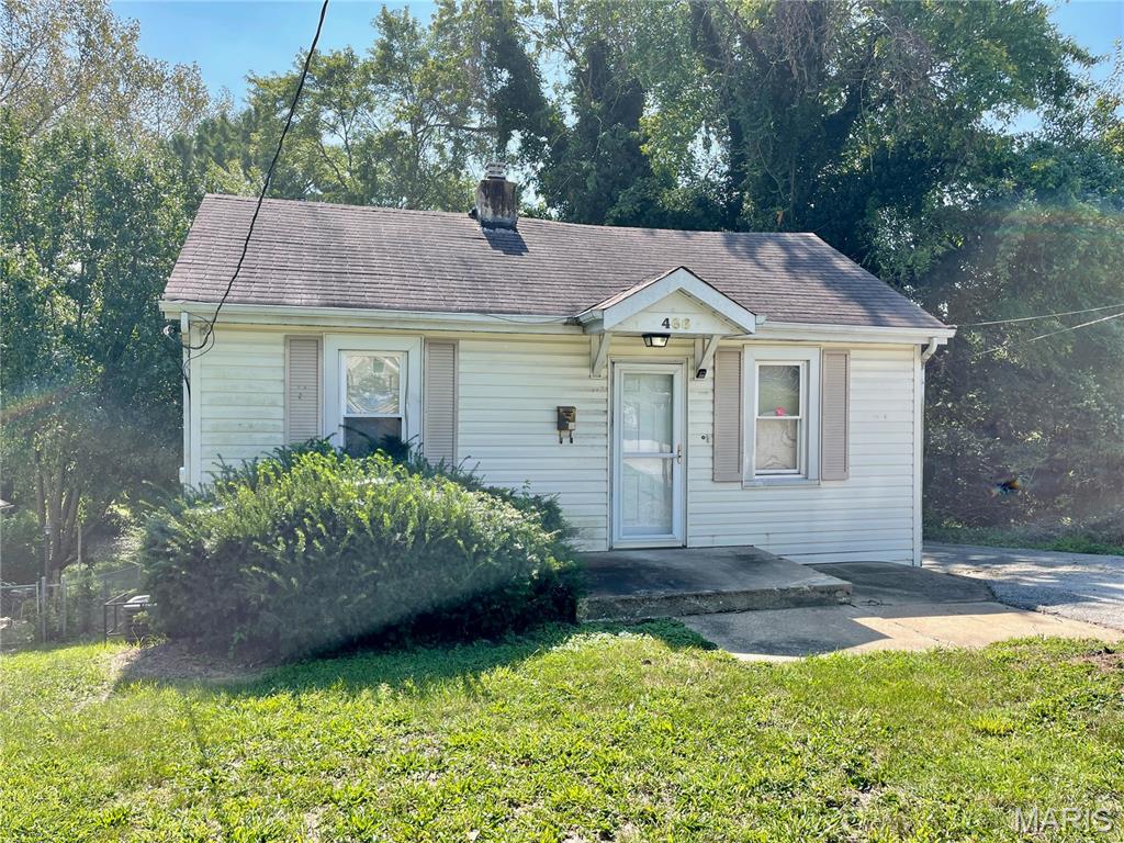 466 Bluff Drive Property Photo 1