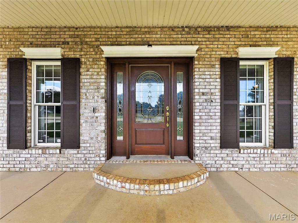 412 Willow Creek Drive Property Photo 9