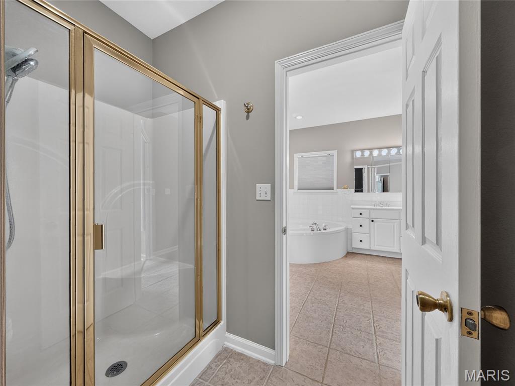 412 Willow Creek Drive Property Photo 34