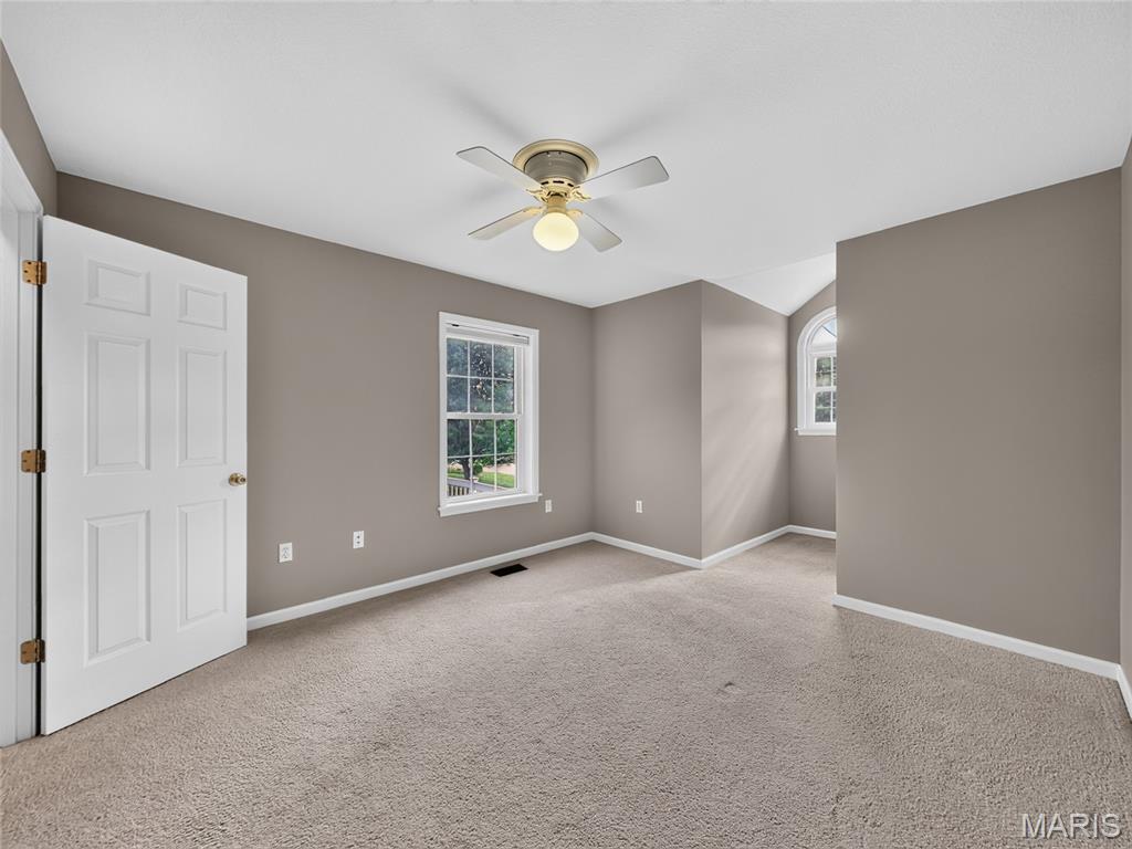 412 Willow Creek Drive Property Photo 45