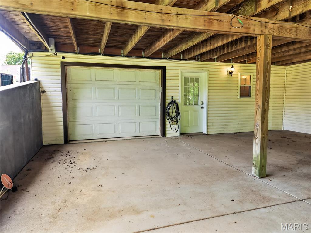 412 Willow Creek Drive Property Photo 70