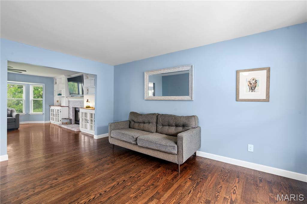 26043661 Property Photo 5