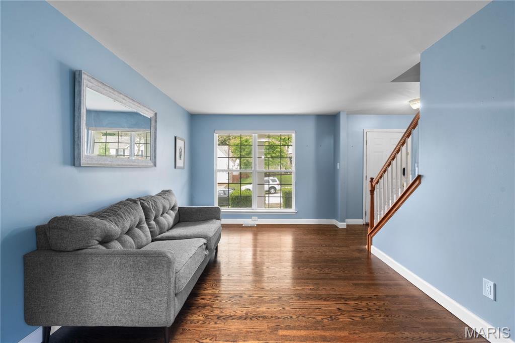 26043661 Property Photo 6