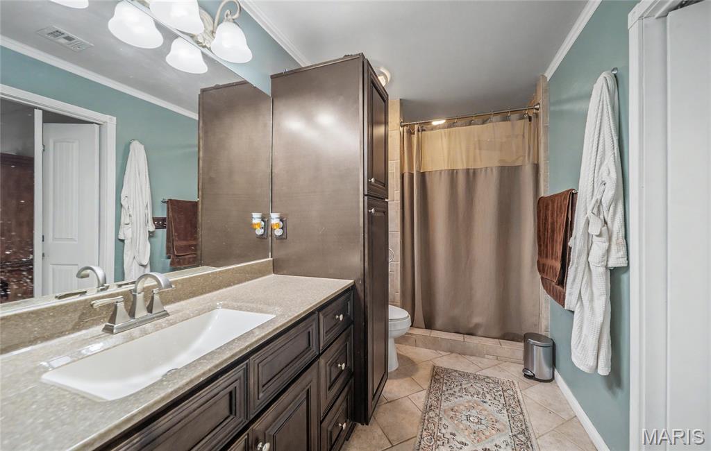 10180 Summerfield Drive Property Photo 14