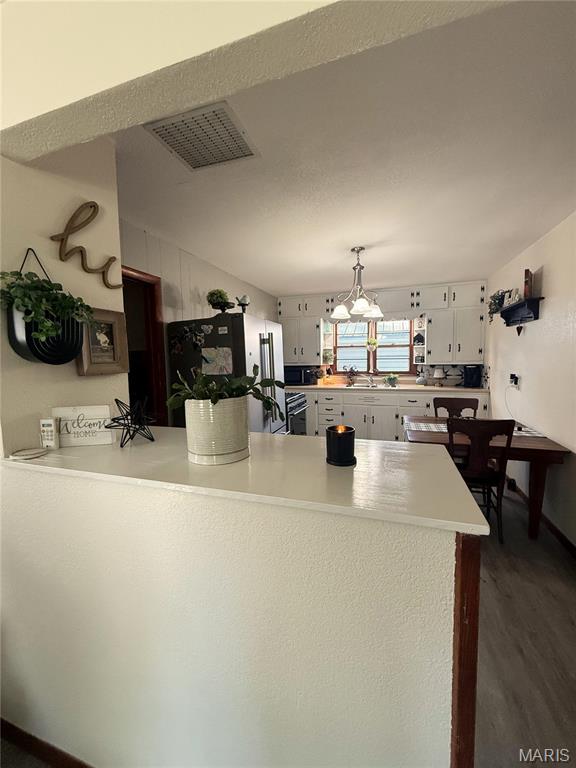 504 E Park Street Property Photo 7