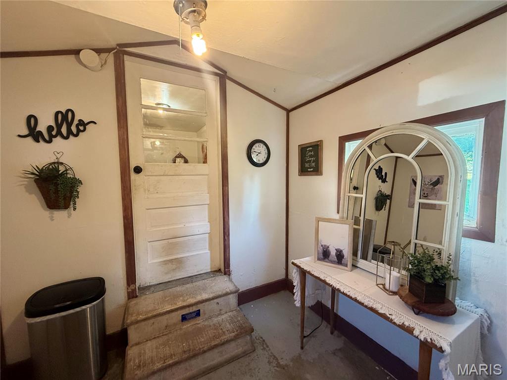 504 E Park Street Property Photo 10