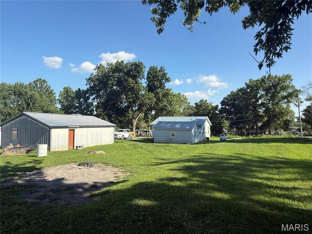 504 E Park Street Property Photo 17