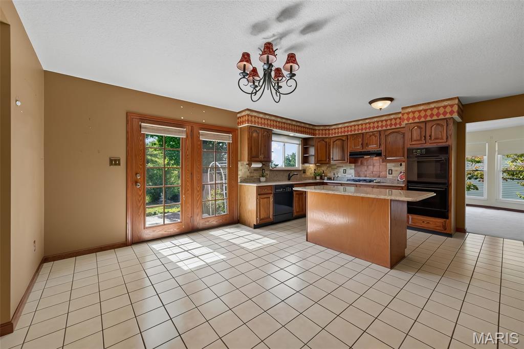 5434 Greenton Way Property Photo 15