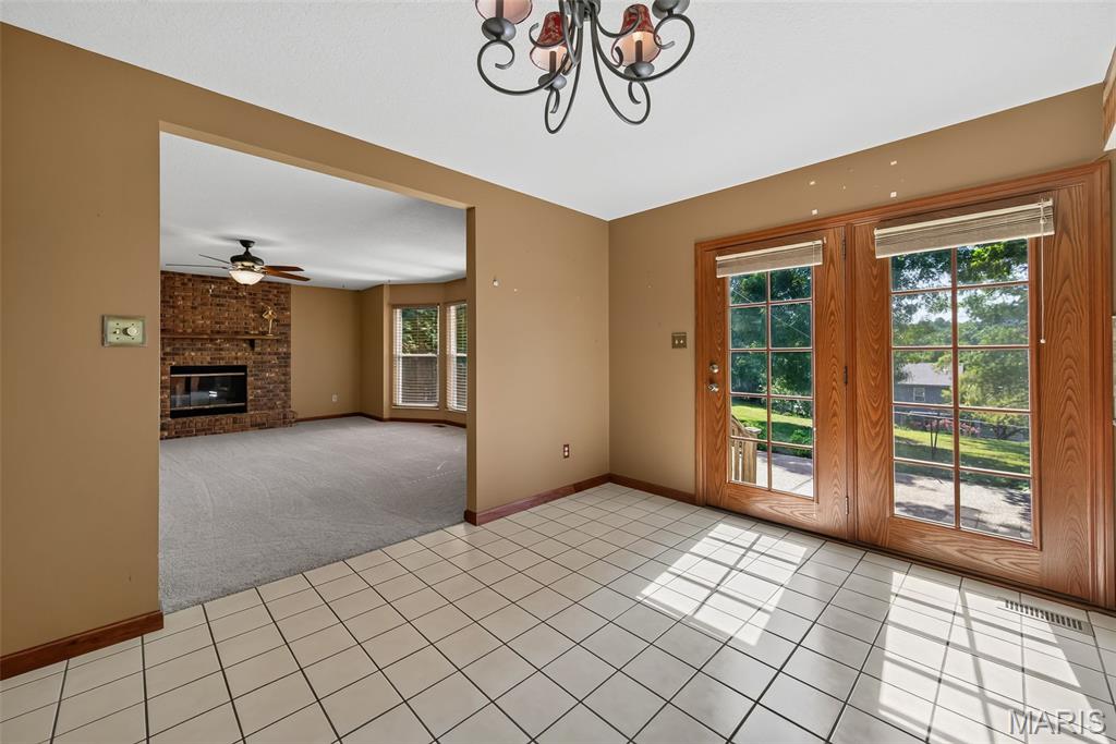 5434 Greenton Way Property Photo 16
