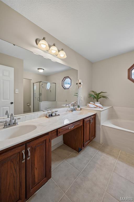 5434 Greenton Way Property Photo 24