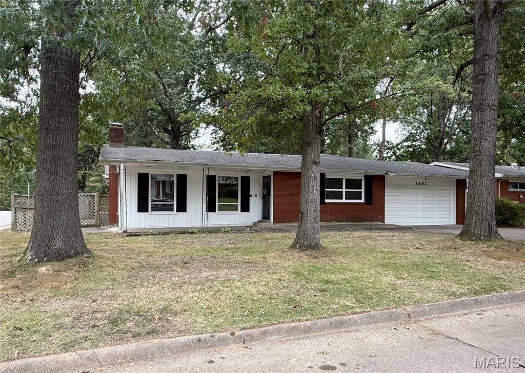 1662 Westwood Drive Property Photo 1