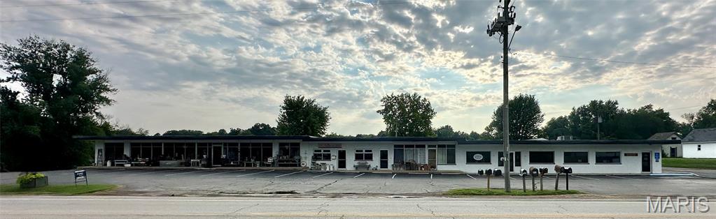 303 Highway 63 Property Photo 1
