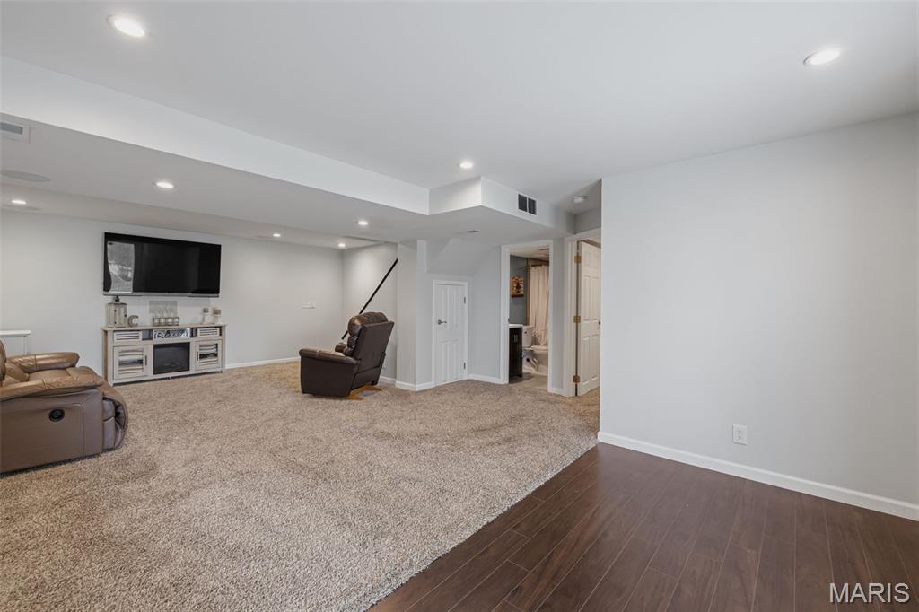 203 Richmond Drive Property Photo 34