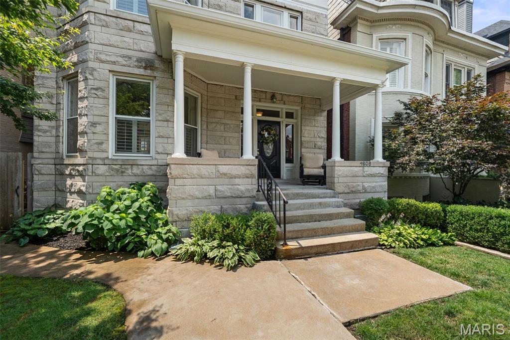 4608 Mcpherson Avenue Property Photo 6