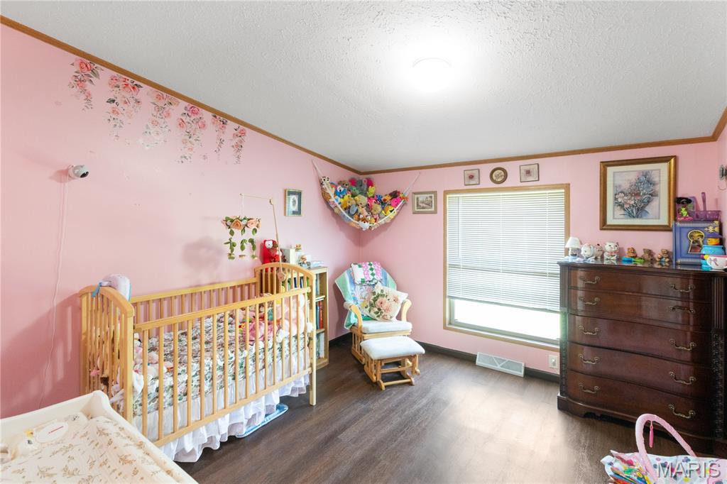 131 E Springfield Avenue Property Photo 13