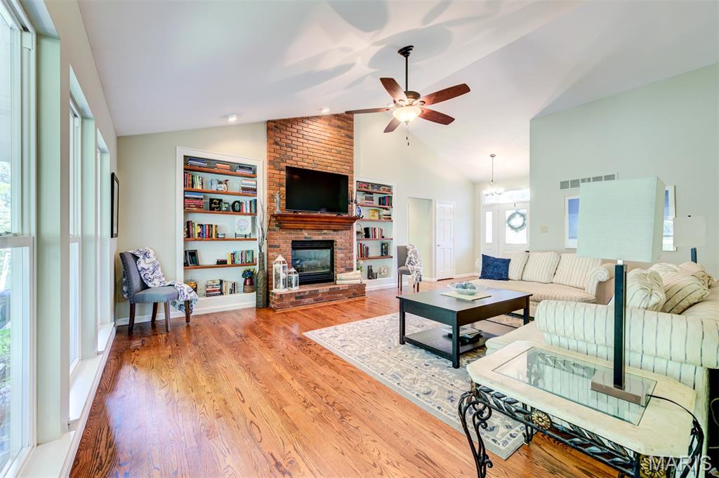 16845 Enderbush Lane Property Photo 8