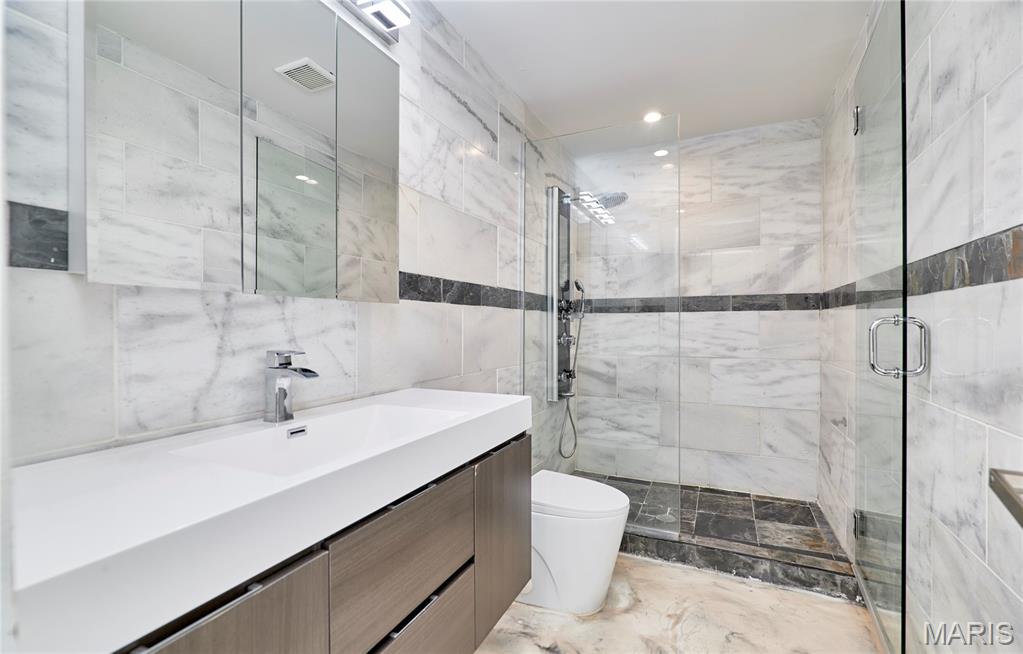 4253 Washington Boulevard A Property Photo 19
