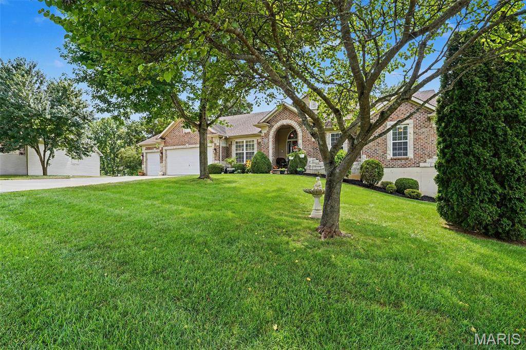 6337 White Clover Drive Property Photo 4