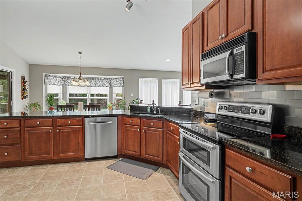 6337 White Clover Drive Property Photo 13