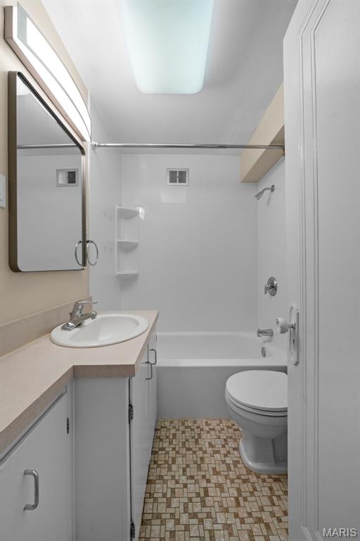 6431 Clayton Road Property Photo 9