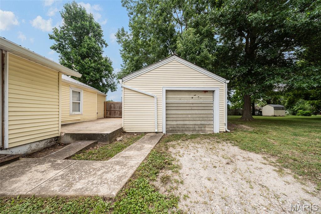 804 E Hunt Street Property Photo 19