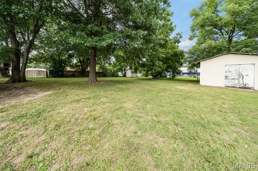 804 E Hunt Street Property Photo 20