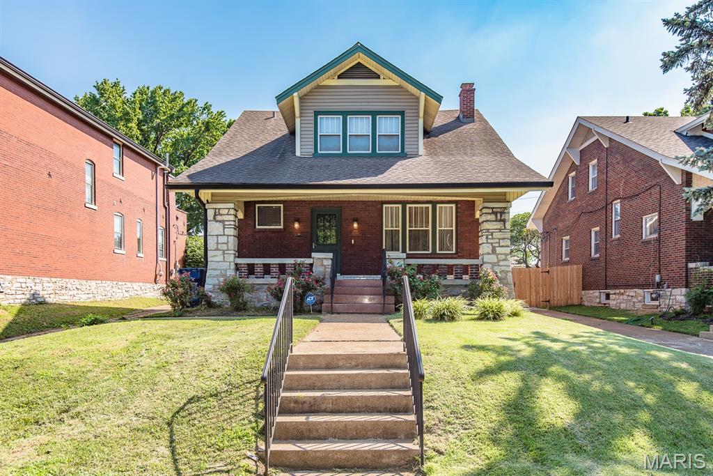 3666 Loughborough Avenue Property Photo 1