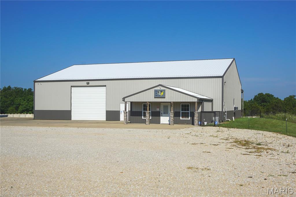 18119 State Route O Property Photo 2
