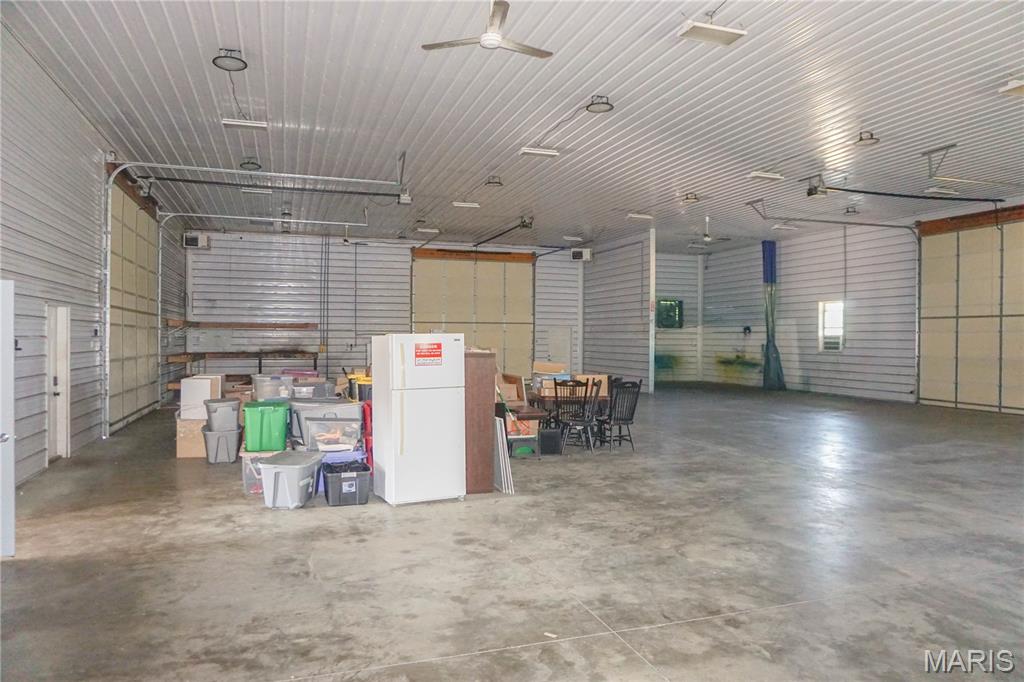 18119 State Route O Property Photo 6