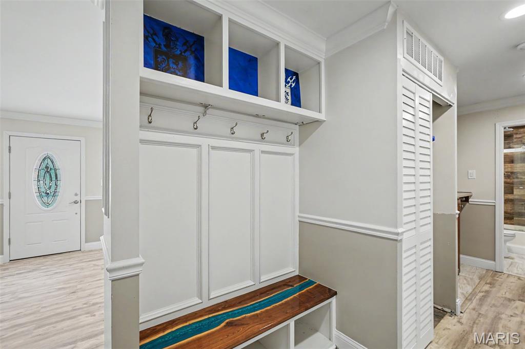1 Bluegrass Lane Property Photo 13