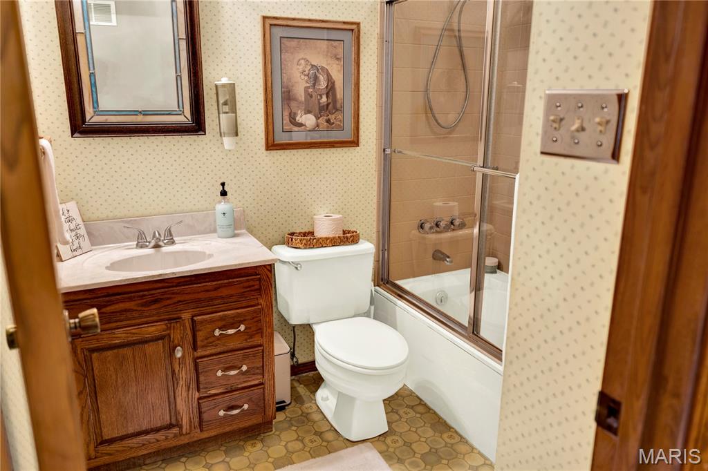 5965 Evergreen Lane Property Photo 27
