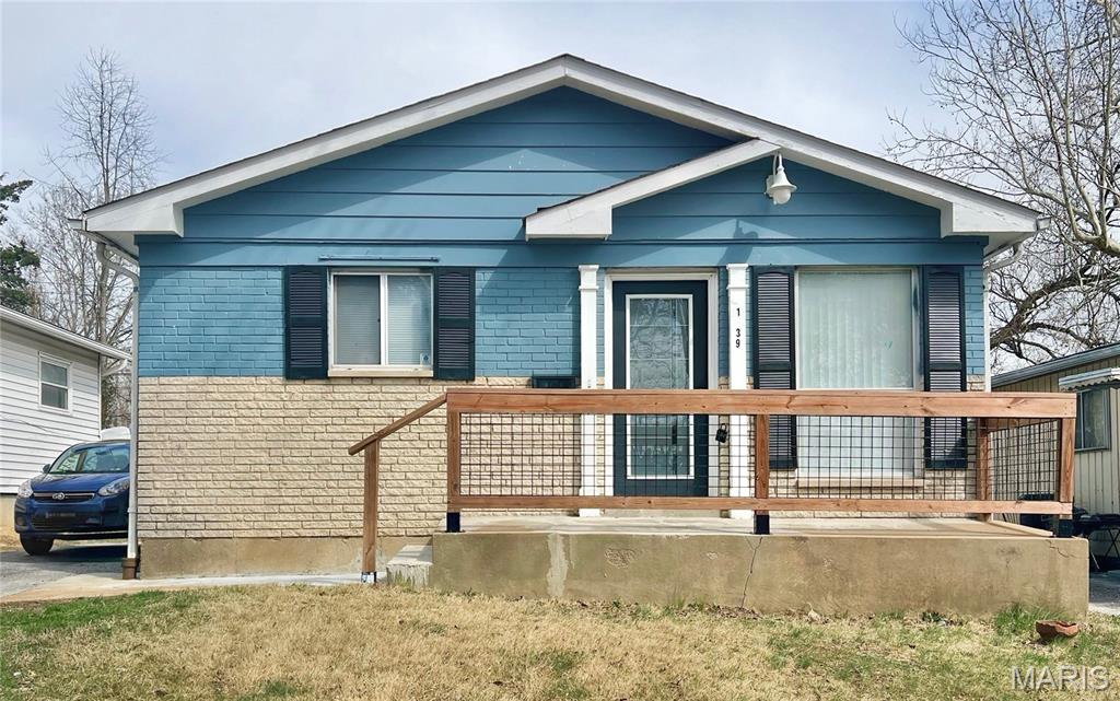 1239 Peggy Court Property Photo 1