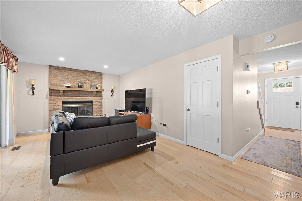 1711 Fairway Drive Property Photo 6
