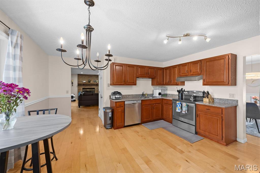 1711 Fairway Drive Property Photo 11