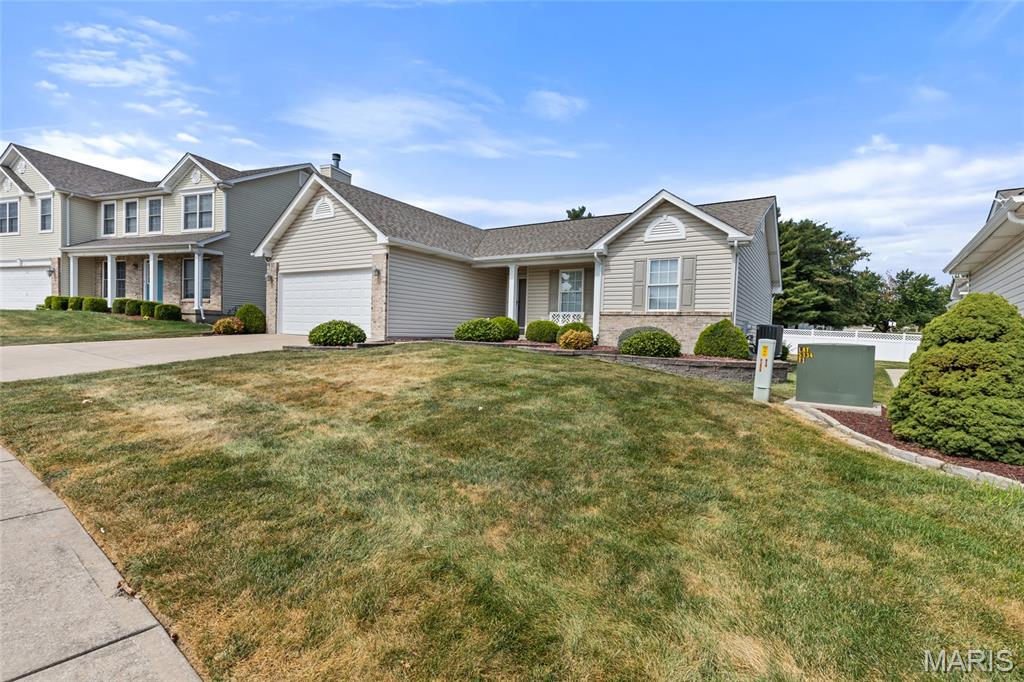 2817 Grand Slam Drive Property Photo 2