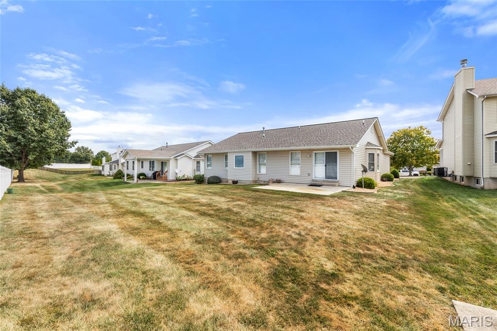 2817 Grand Slam Drive Property Photo 4
