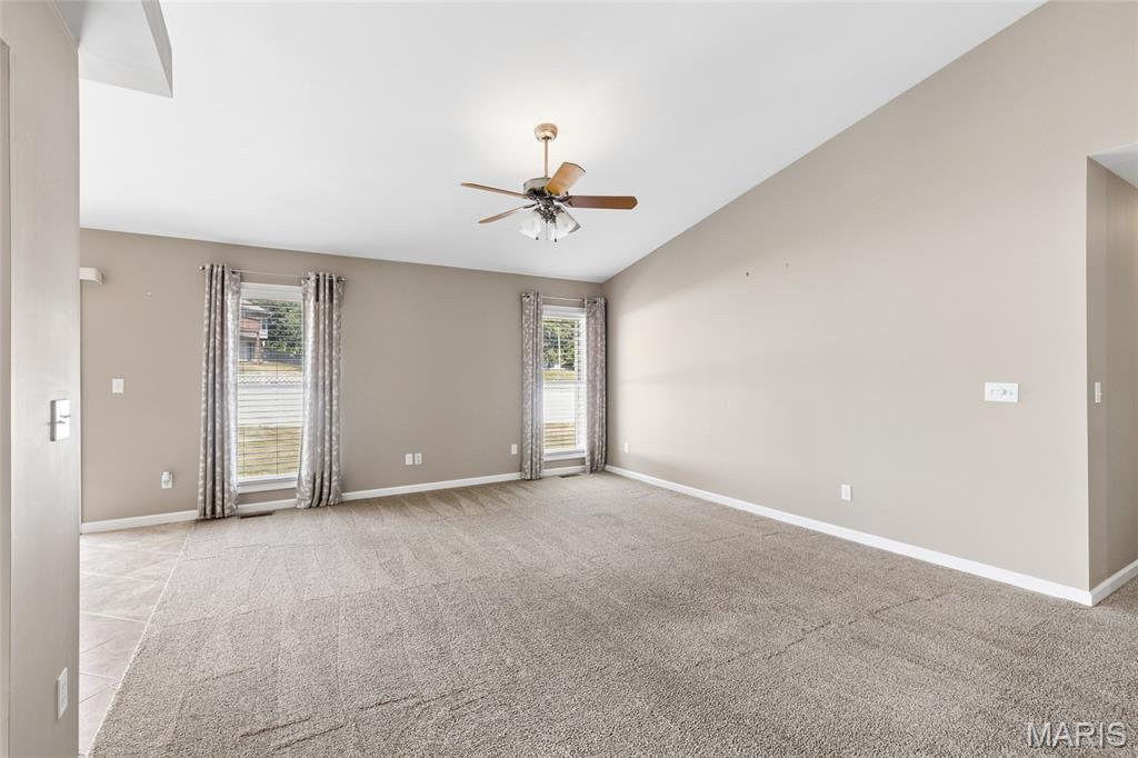 2817 Grand Slam Drive Property Photo 7