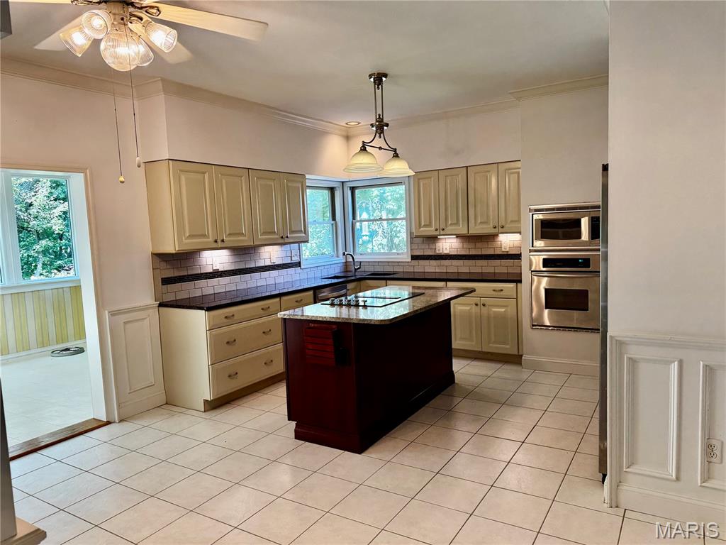 477 Redwood Forest Drive Property Photo 39