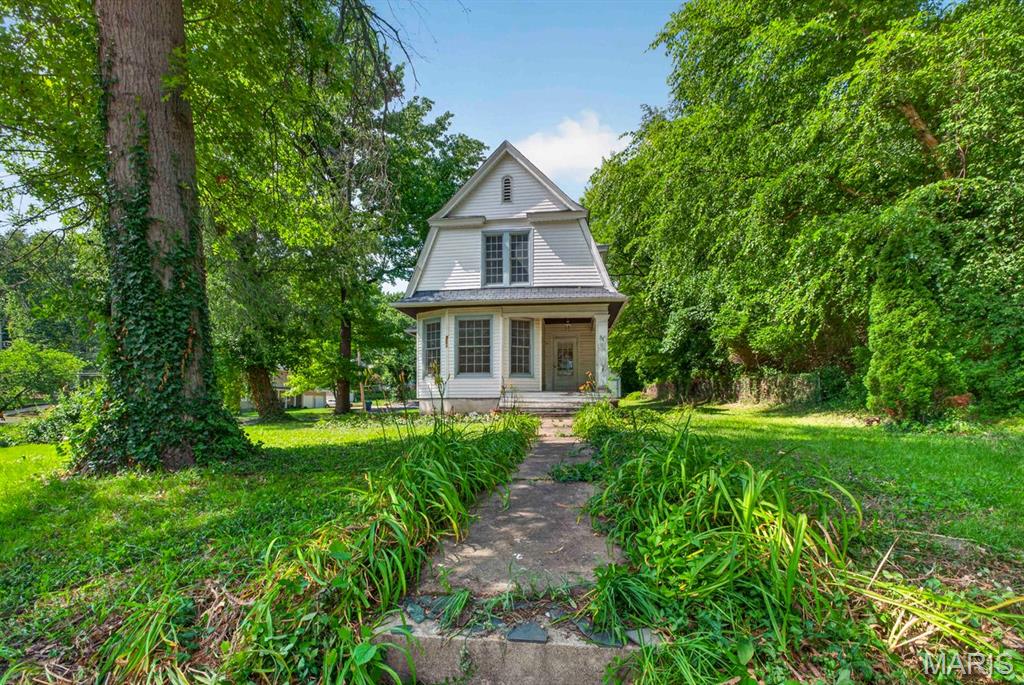 345 Tiffin Avenue Property Photo 1
