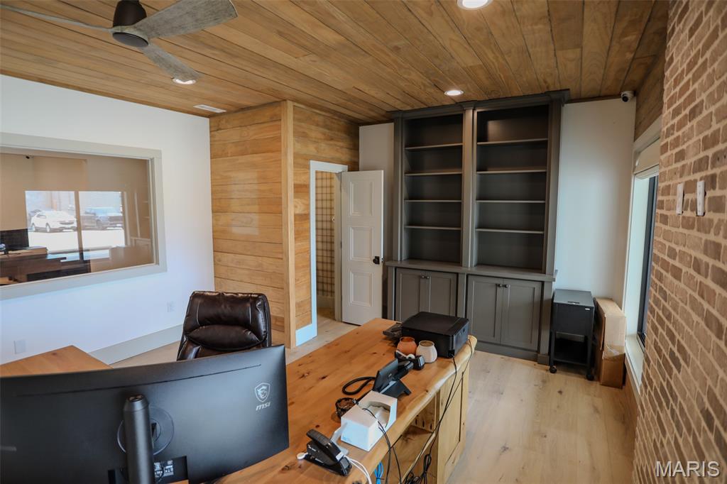 1716 Harper Street Property Photo 18