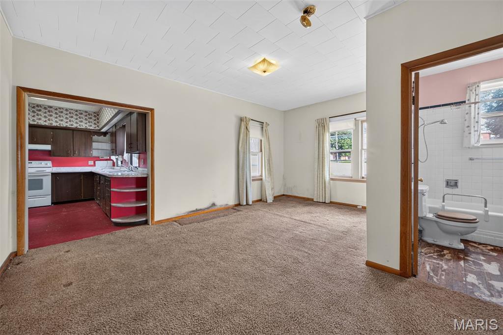 206 S Main Cross Street Property Photo 7