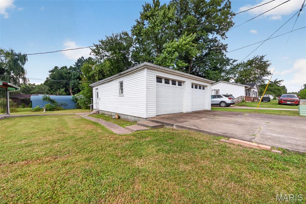 206 S Main Cross Street Property Photo 16