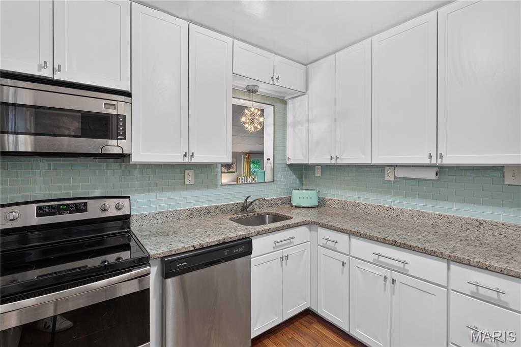 1031 Glenmoor Avenue Property Photo 14