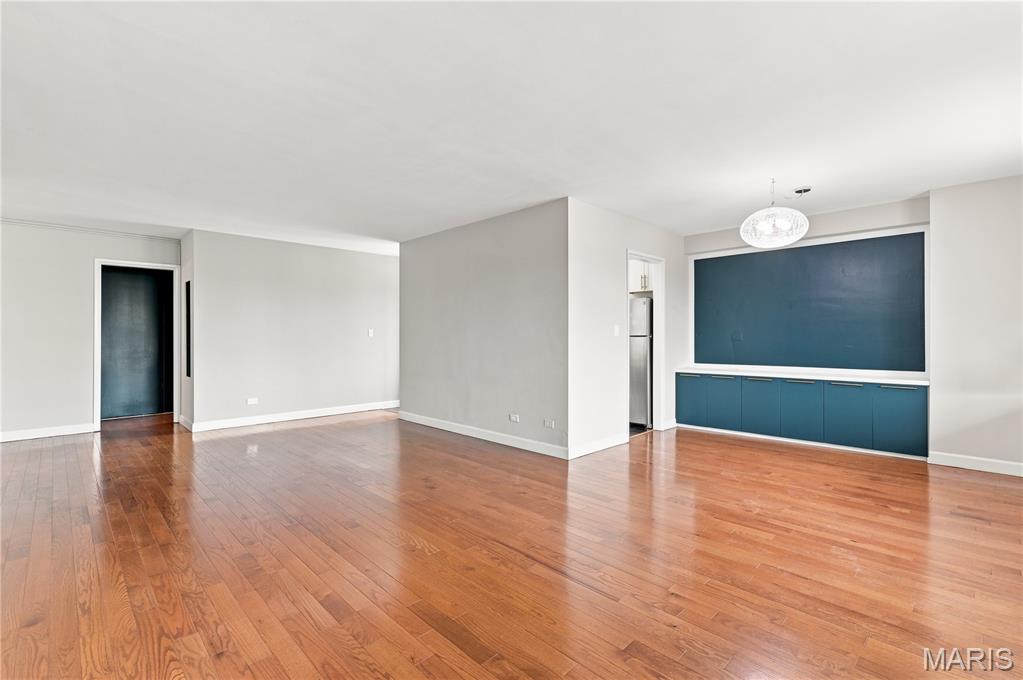 4466 W Pine Boulevard 6b Property Photo 4