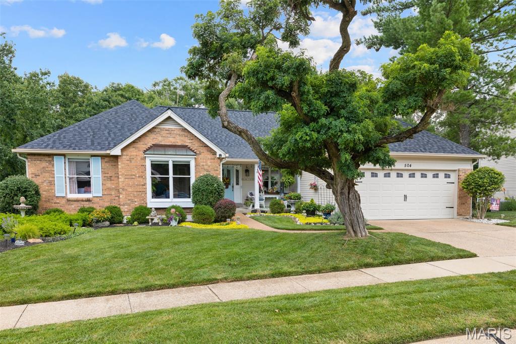 504 Robin Crest Court Property Photo 1